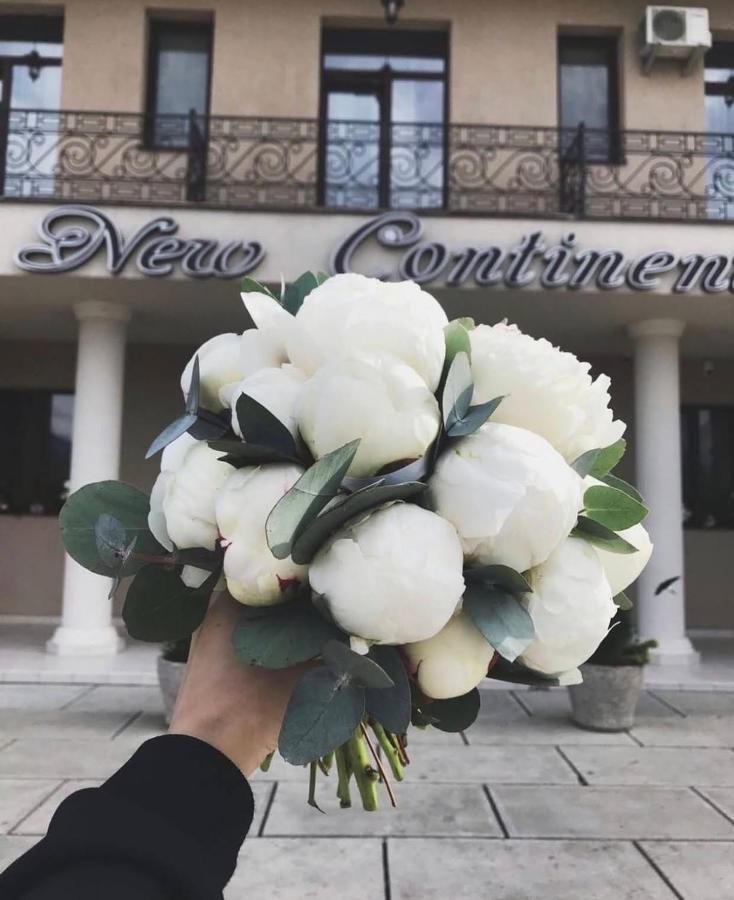 New Continent Hotel Bustyaháza Kültér fotó